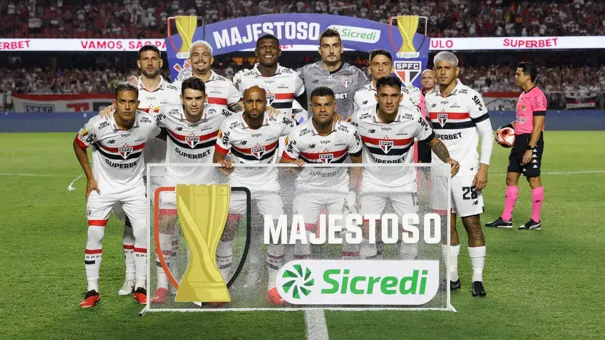 Menjelajahi Dunia Peraduan Bola Sepak